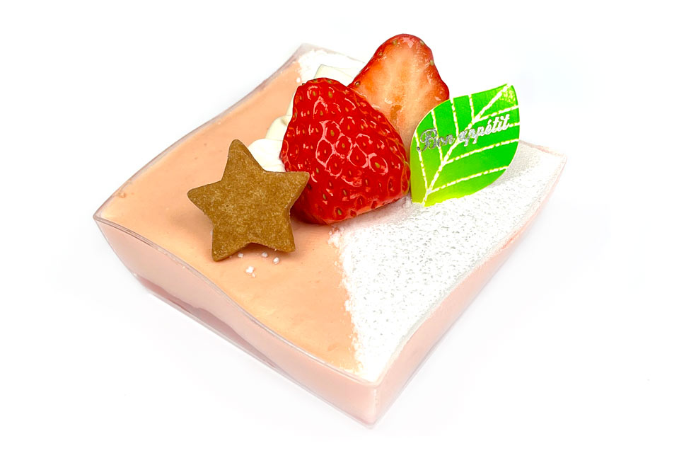 ケーキ：いちごのティラミス